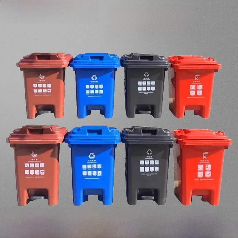 Bidone per rifiuti da esterno in plastica con pedale 30L, bidone per la raccolta differenziata a pedale grande 80L, bidone quadrato con pedale