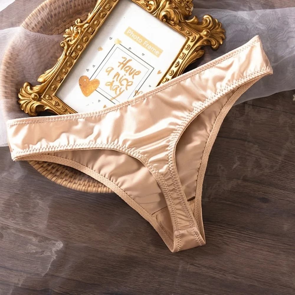 Mutandine Elasticizzate da Donna a Vita Bassa in Seta Ghiaccio Delicata sulla Pelle, Morbide e Assorbenti, Collezione Intimo in Raso