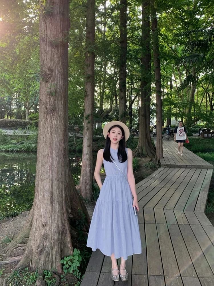 Blue Striped Sleeveless Vest Dress Women's Simple Elegant Gentle Waist Cinching Long Summer Dress A-Line Skirt round Neck