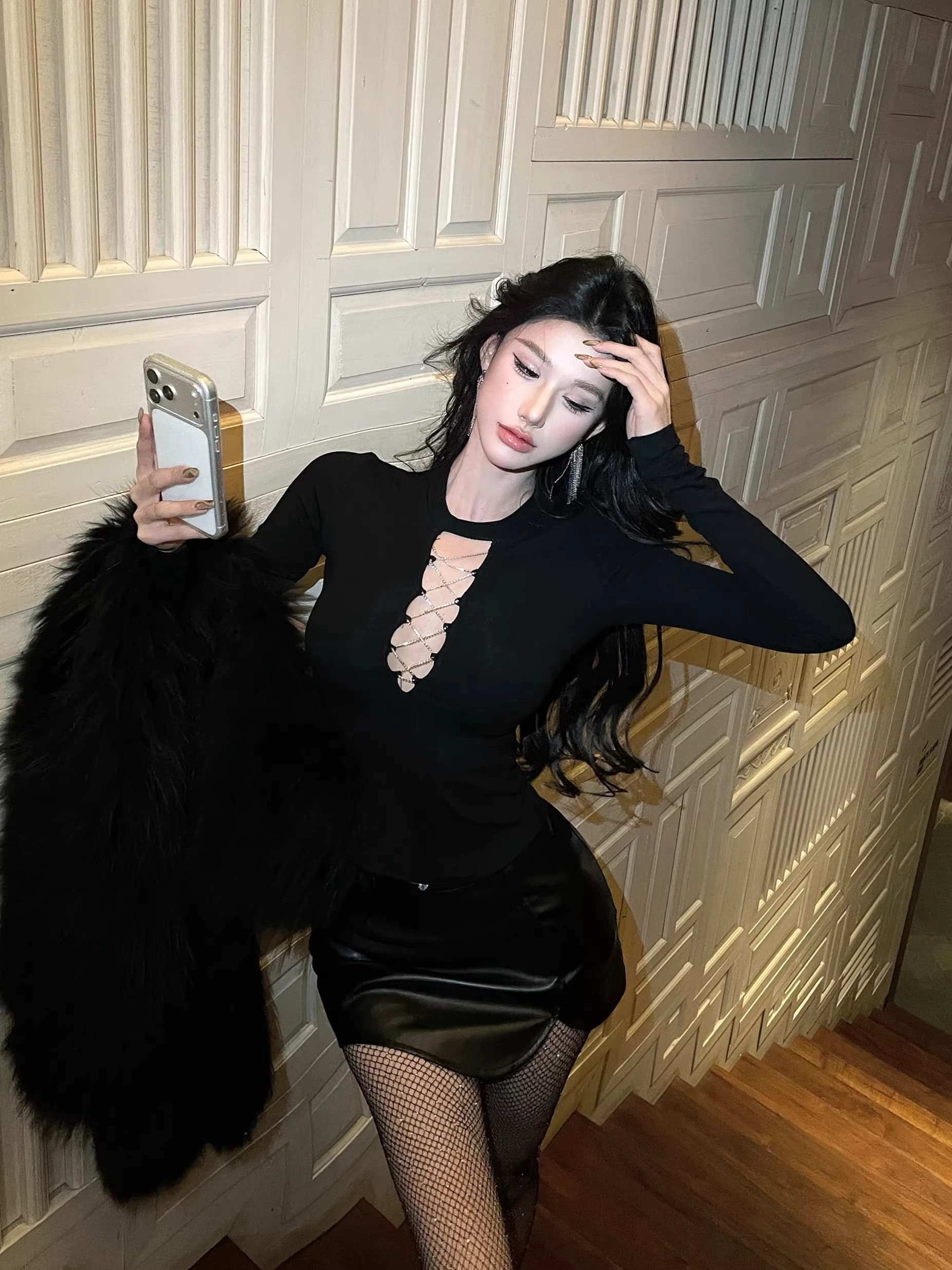 Sexy Long Sleeve Knitted T-Shirt Women's Slim Fit Base Shirt Black Lace up Design Spring Fashion Bottoming Top Ladieswear