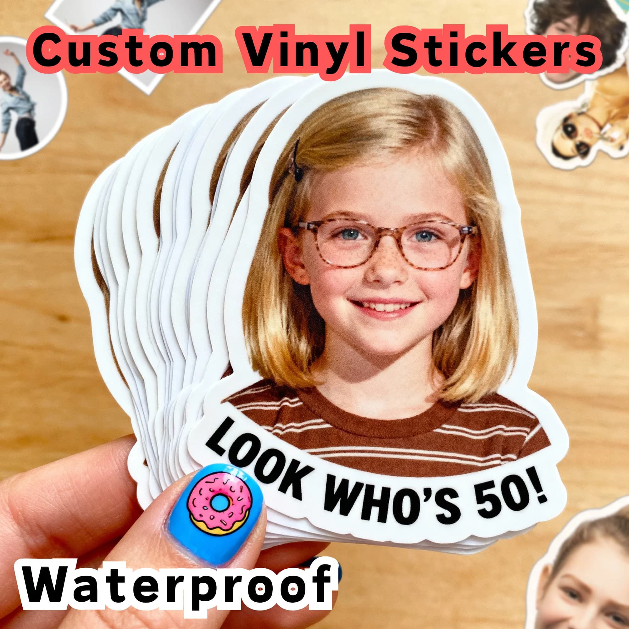 Adesivi personalizzati Etichette per il viso in vinile fustellate impermeabili in PVC Adesivo personalizzato rotondo per laptop Festa di compleanno Matrimonio Affari