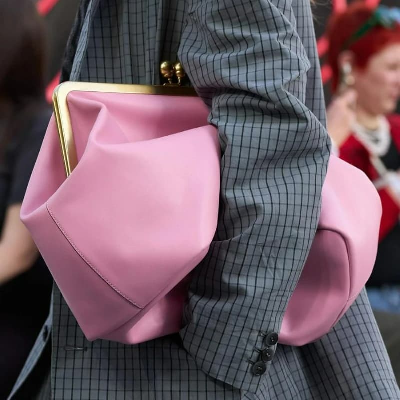 New Large Capacity Party and Dinner Bag, Luxurious and Light Design, Fashion Clutch, Versatile Single Shoulder Bag