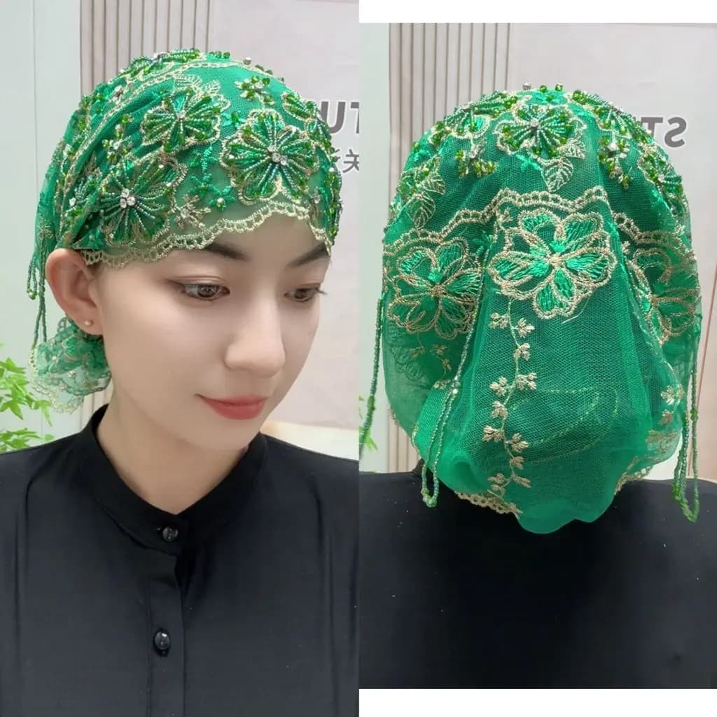 Cappello da donna con perline in tessuto a rete Hijab nero di lusso con cappelli a scialle tutto-fiammifero ricamati a doppio strato con diamanti Splendida festa