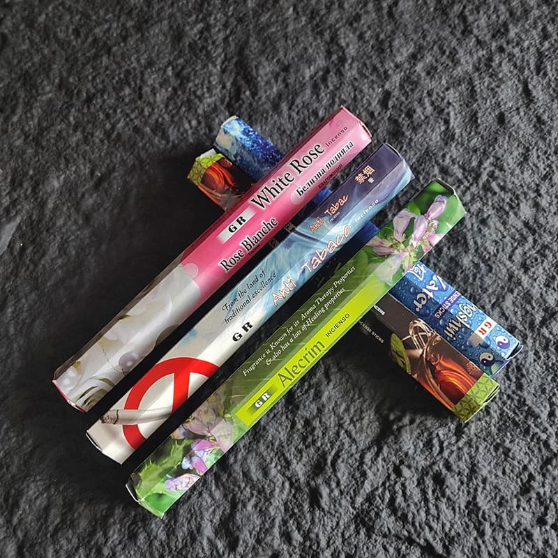 YXYMCF 20 Bastoni India Meditazione Incenso Legno di Sandalo Palo Santo Salvia Camera da Letto Domestica Toilette Lavanda Linea Tibetana Aromaterapia
