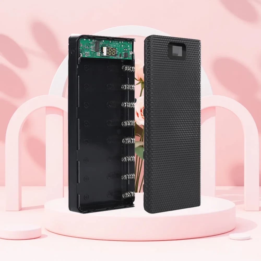 Custodia per banca di potere fai-da-te 8 * 18650 Custodia per carica batteria esterna da 5 V Shell per caricare telefoni cellulari portatili