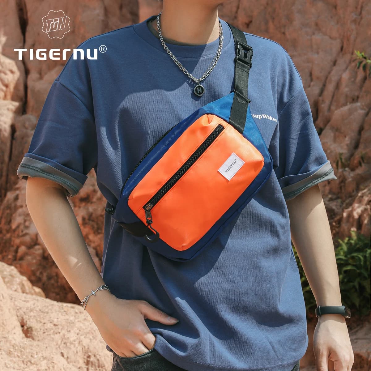 Tigernu Men's Chest Bag 7.9 Inch iPad Bag Light Shoulder Bag Waterproof Mini Shoulder Bag