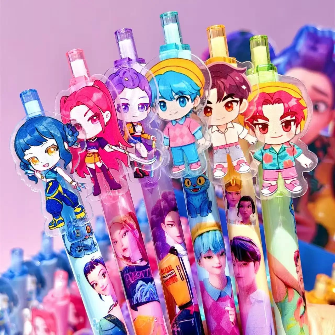 Penna Gel con Ciondolo in Acrilico a Forma di Personaggio Cartoon in Stile Q-Version, Inchiostro Nero per Scrittura Fluida, Cancelleria per Studenti e Regalo per Bambini e Adolescenti