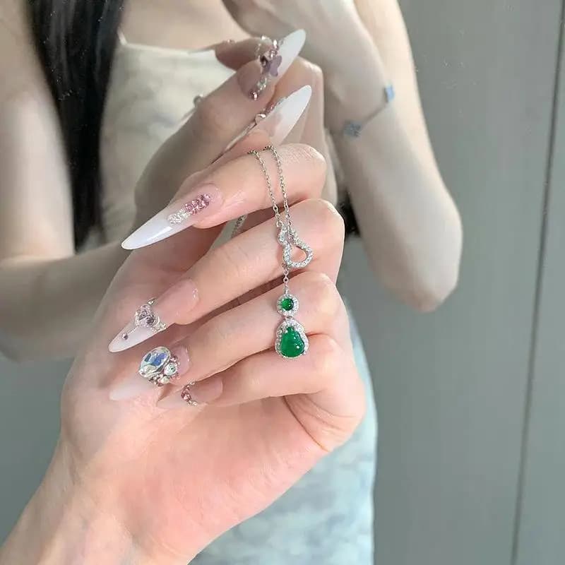 Collana Trendy Romantica in Calcedonio Verde Naturale per Donne, Lussuoso Ciondolo a Forma di Zucca, Gioiello in Argento 925 per Feste e Matrimoni