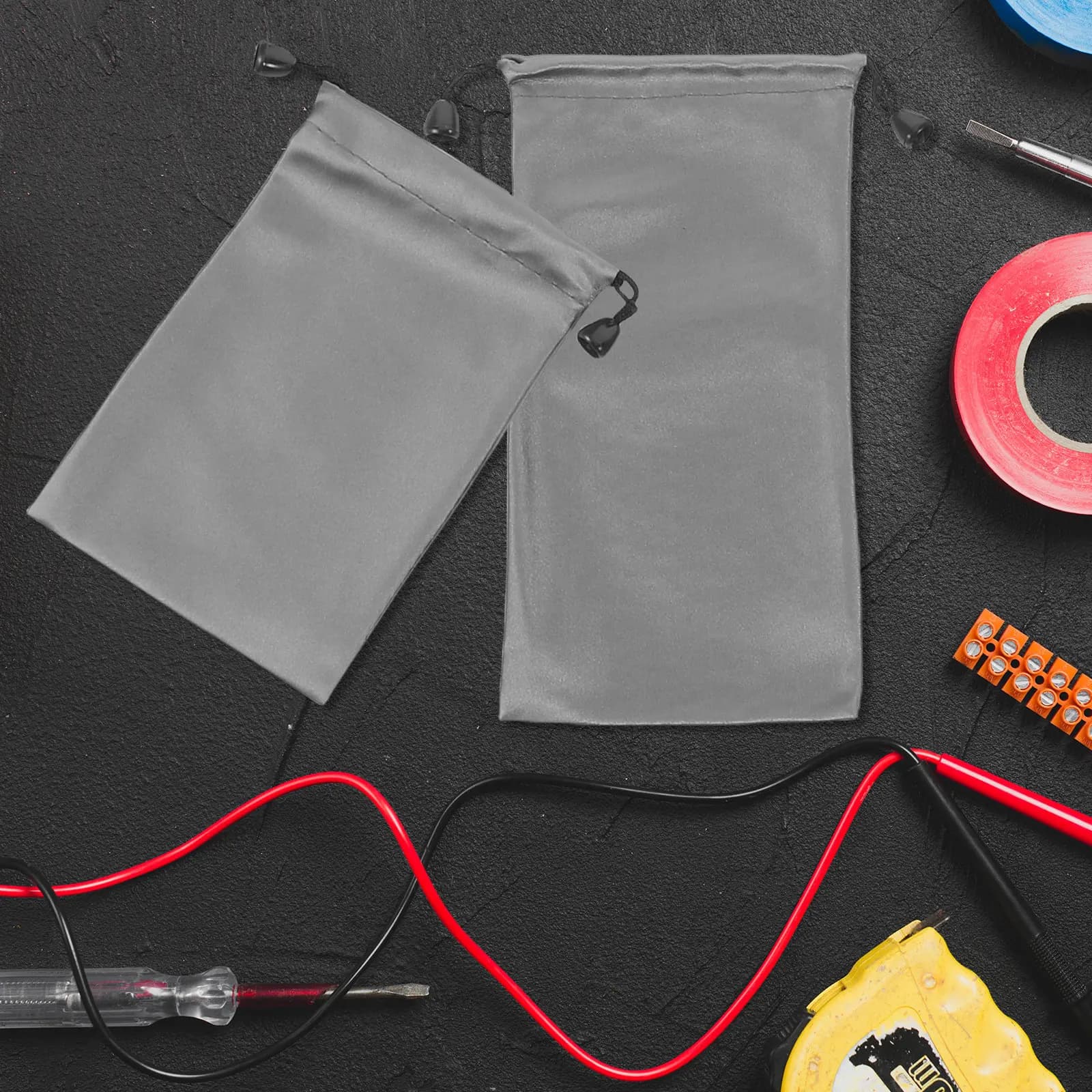 5 Pezzi Sacchetto Leggero con Coulisse per Elettronica, Gadget, Power Bank, Cavi, Batterie - Organizer da Viaggio