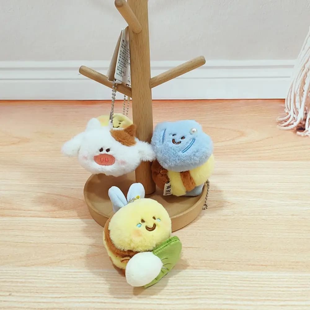 Keychain Stuffed Animal Cai Bee Couple Keyring Funny Cute Magnetic Pendant Kawaii Soft Stuffed Bee Gift for Friends
