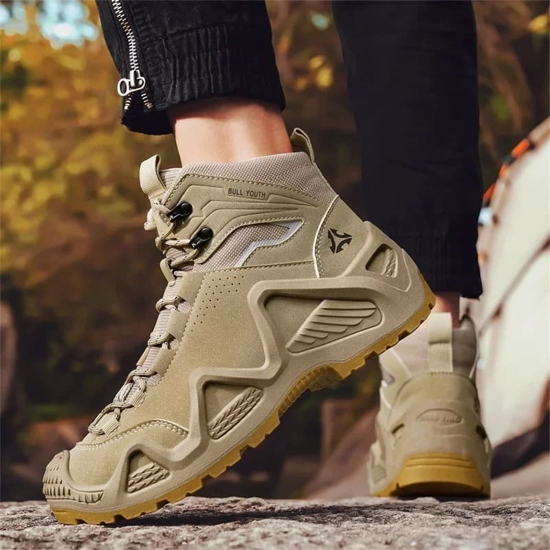 Stivali da deserto tattici da combattimento da uomo all'aperto Stivali tattici da uomo Caccia sul campo maschile Escursionismo Arrampicata Allenamento Scarpe sportive impermeabili