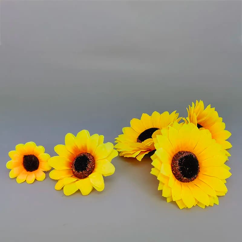30 pz 4.5 cm 7 cm 9 cm Mini Artificiale Testa di Margherita Fiore di Seta Testa di Girasole Corona FAI DA TE Scrapbooking Confezione Regalo Giallo a1 t1