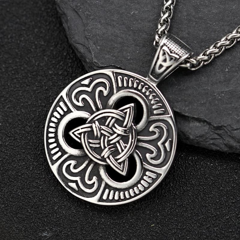 Vintage Stainless Steel Viking Celtics Knot Pendant Necklace Men Chain Nordic Odin Trinity Necklace Amulet Jewelry Dropshipping