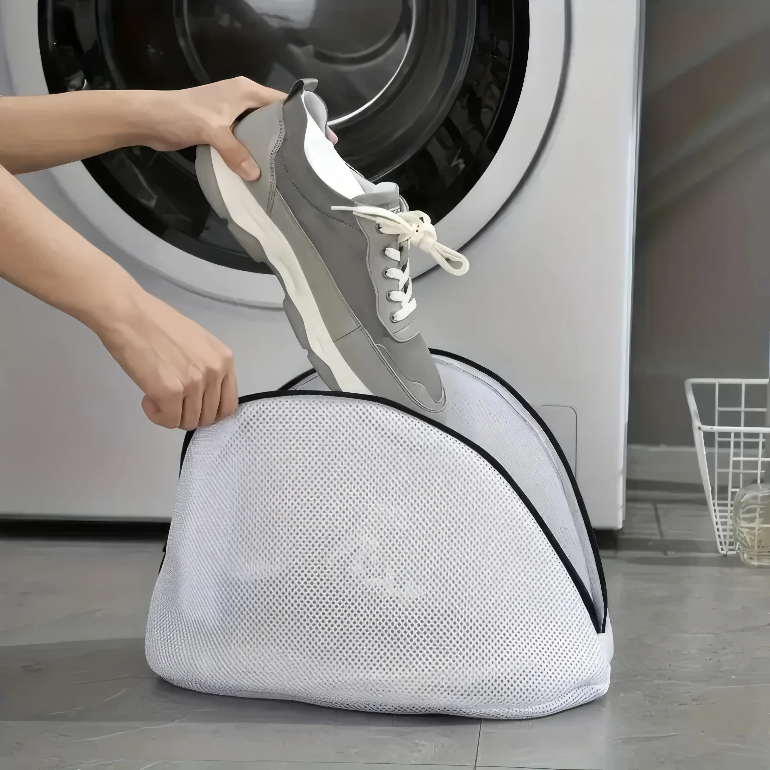 1 sacchetto riutilizzabile per lavare le scarpe, adatto per lavatrici e asciugatrici, con pratica chiusura a cerniera per un facile trasporto