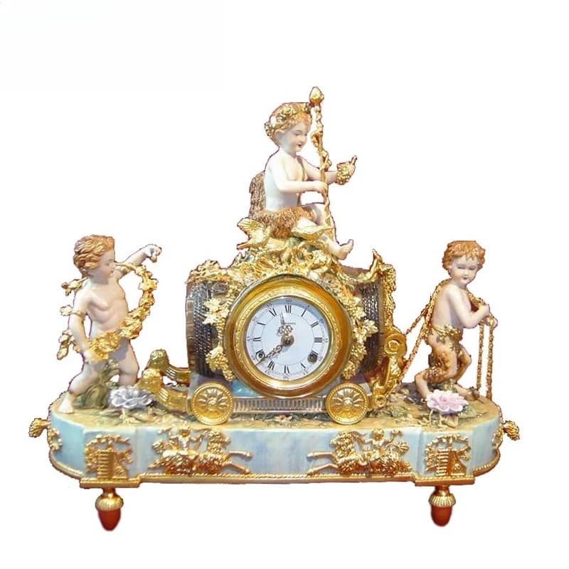 Orologio da Parete in Porcellana Blu Marino Dipinto a Mano, Stile Regency Classico Reale, con Pendolo e Decorazioni in Ottone a Forma di Angelo, Altezza 64 Pollici