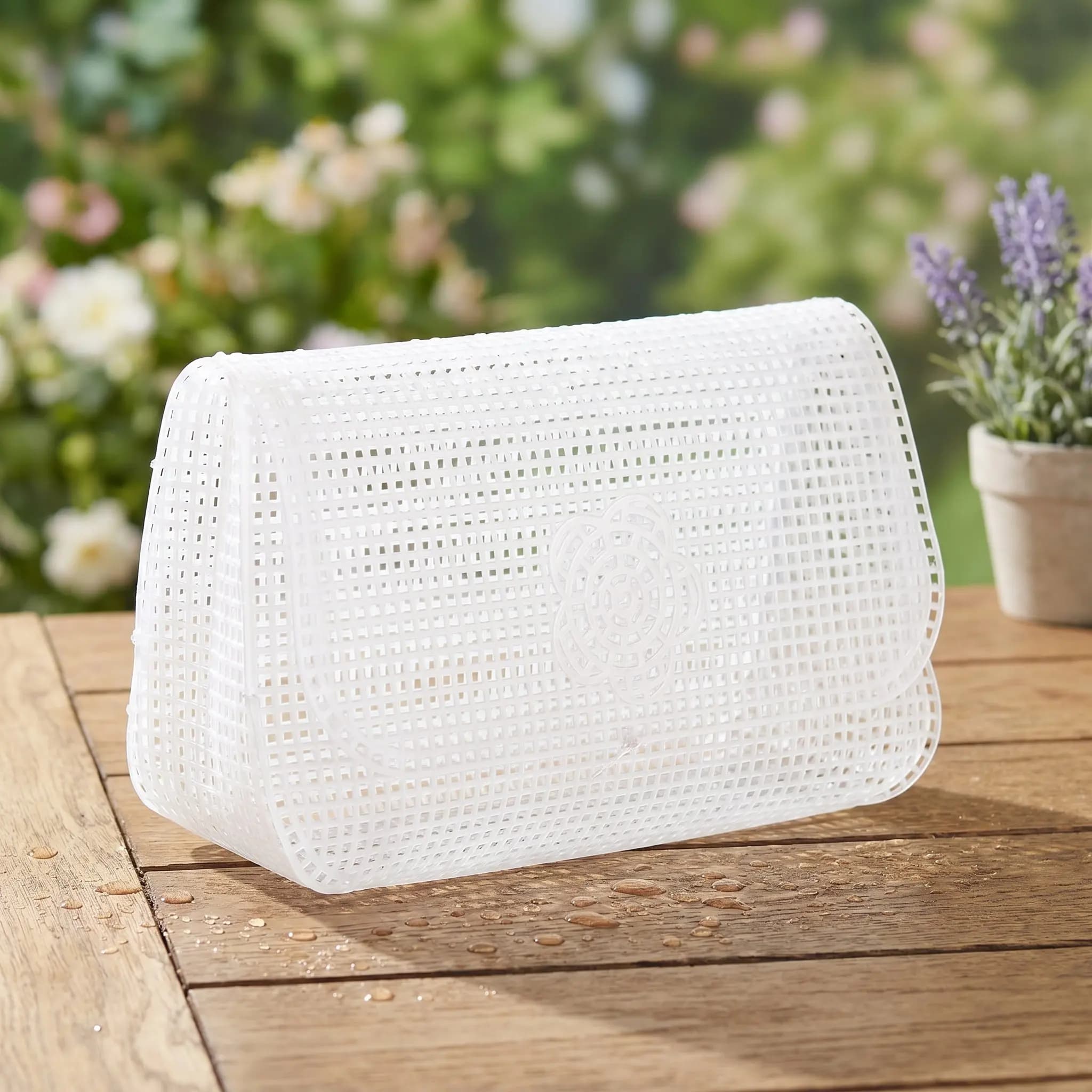 6Pcs Plastic Mesh Canvas Sheets Sturdy White Mesh Sheets for Handbag Sewing Quilting Craft Supplies Plastic Canvas
