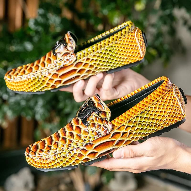 Men's Snake Print Leather Loafers Slip-On Casual Business Shoes Comfortable Driving Moccasins for Daily Wear