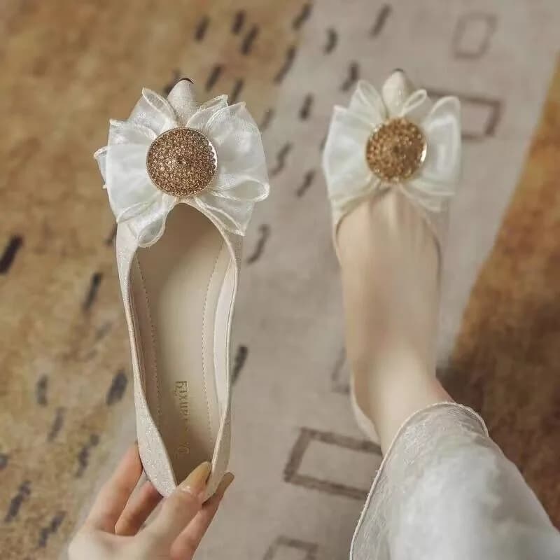 Korean style women's moccasins with soft sole, slip-on, low toe with bow, Spring Collection 2026