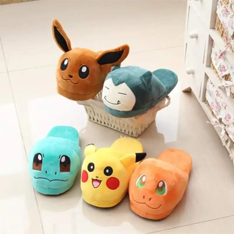 Anime Pokemon Pantofola calda in cotone Pikachu Gengar Snorlax Autunno Inverno Scarpe da interno Bambole di pezza Pantofole da casa in peluche da donna