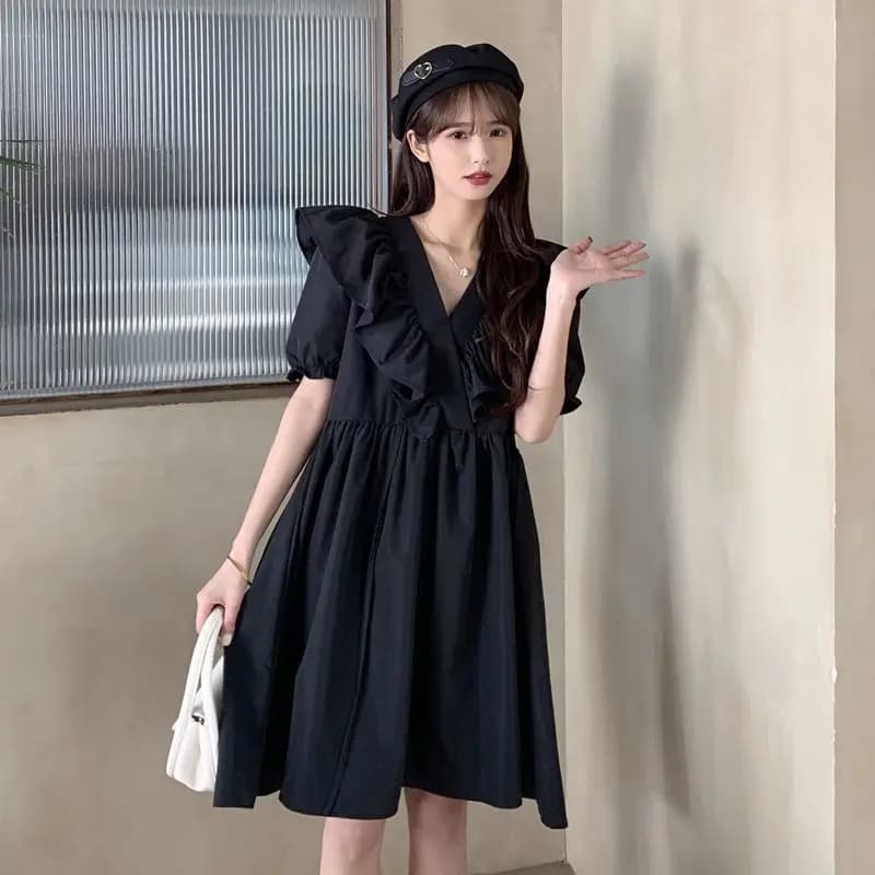 Abito da ballo estivo da donna con scollo a V, arricciature e balze, nuovo modello coreano casual con maniche a sbuffo