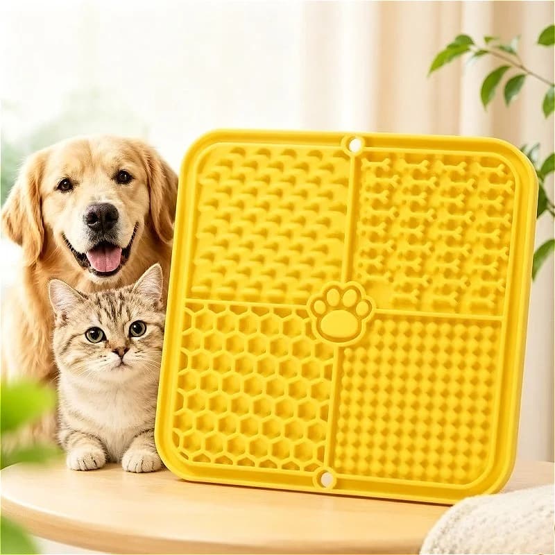 Slow Feeder Licking Mat Food Grade Silicone Pet Slow Food Bowl with Strong Suction Cup Anti-Gulping Bite-Safe Feeding Pad