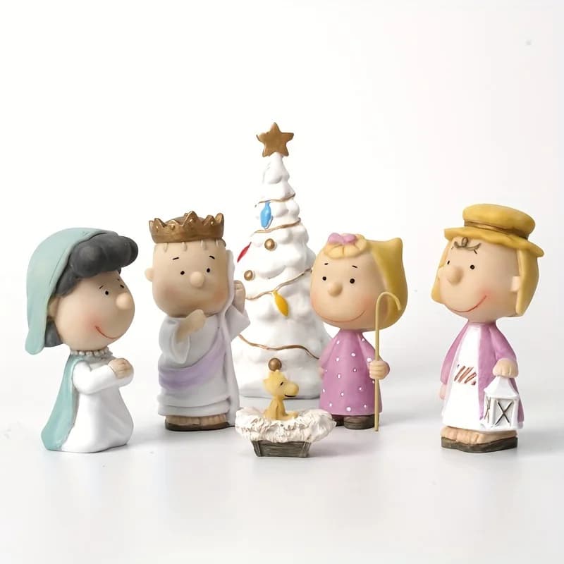 New 6Pcs Kawaii Snoopy Christmas Character Doll Christmas Sculpture Hand-Painted Christmas Holiday Dress Up Angel Pie