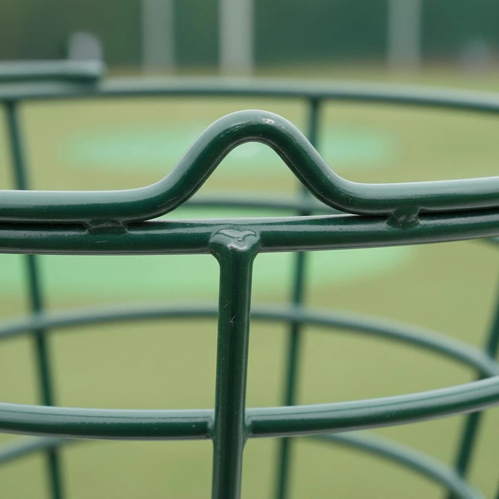 Golf Ball Pickup Basket Easy to Carry Wire Golf Ball Basket Sports Storage Sturdy Rust Resistant for Coaches
