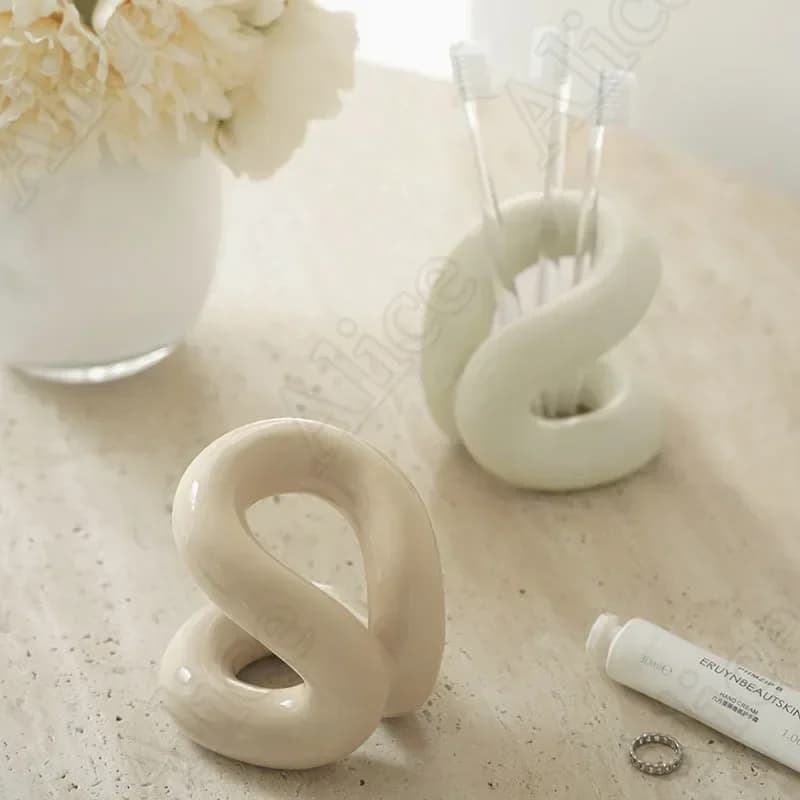 Ceramic toothbrush holder with creative rope knot Nordic bathroom accessories Toilet brush holder for bedroom makeup