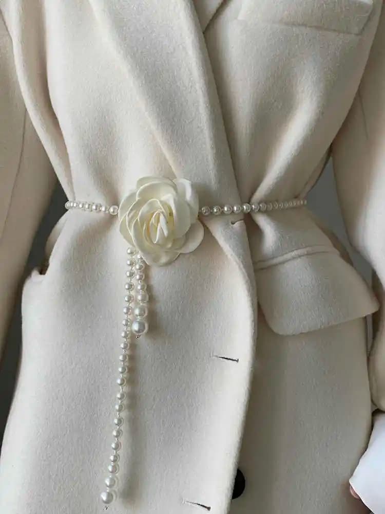 Cintura con Perle per Donna, Nuovo Stile con Decorazione a Camelia, Versatile per Abiti, Cappotti e Giacche, Elegante e alla Moda