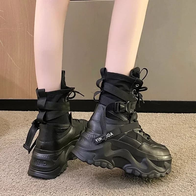 Fashionable Women's Big Platform Bike Boots Shoes With Bottom Thick Stringed White Women Autumn Winter Caviglia