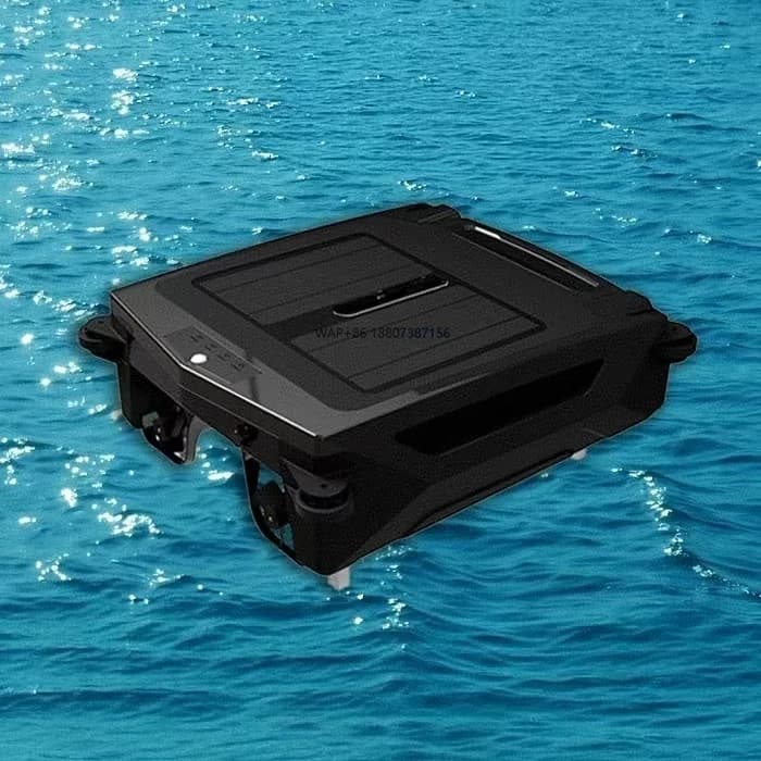 Robot per la pulizia delle superfici della piscina Accessorio per la piscina Aspirapolvere robot Aspirapolvere per piscina senza fili automatico ad energia solare