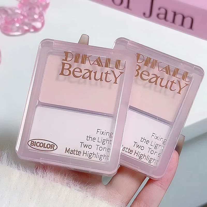 DIKALU Palette Contouring Bicolore: Illuminante Bianco Opaco, Ombretto Grigio-Marrone per Naso, Bronzer Viso, Polvere Illuminante per il Trucco