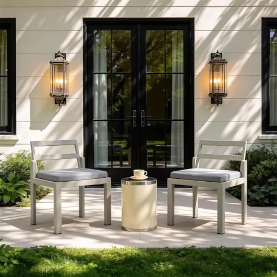 Set di 2 sedie da pranzo per esterni in metallo beige resistente alle intemperie e alla ruggine, con cuscini rimovibili e schienale ergonomico 105.