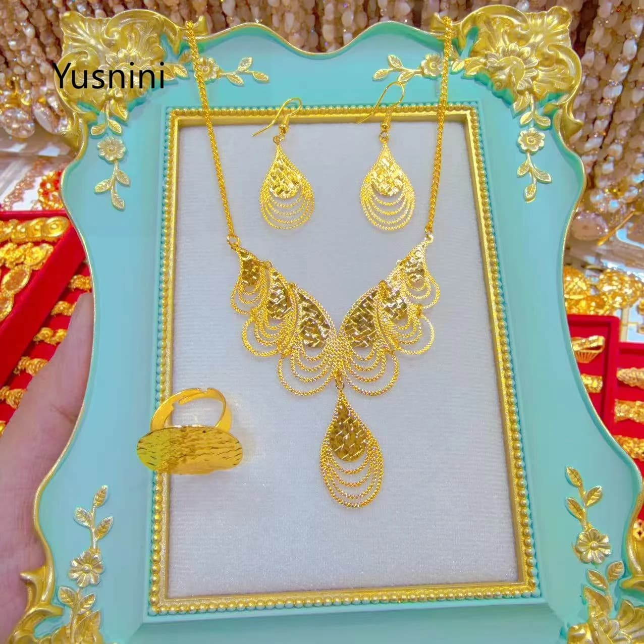 Nuovo Set di Gioielli di Lusso Dubai: Collana, Orecchini e Anello Placcati in Oro 24K, Elegante Set per Fidanzamento e Feste