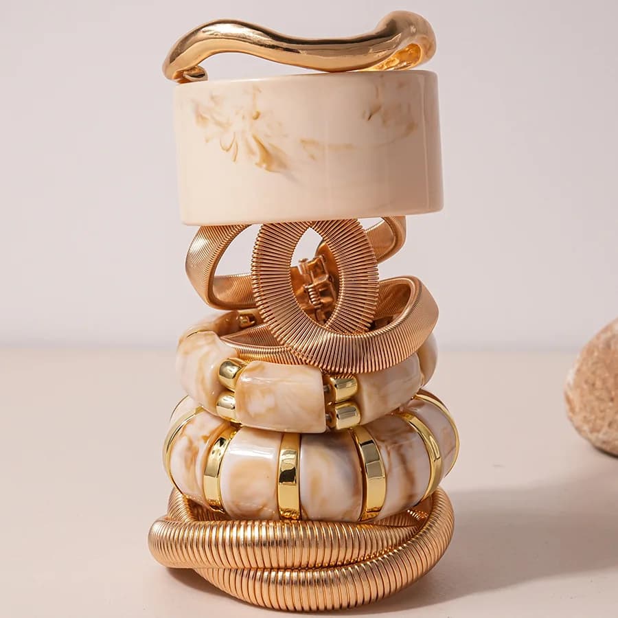 Bracciale a forma di serpente cavo color oro Braccialetti elastici con polsino grosso per le donne Dichiarazione Party Gioielli con cinturino esagerato B1