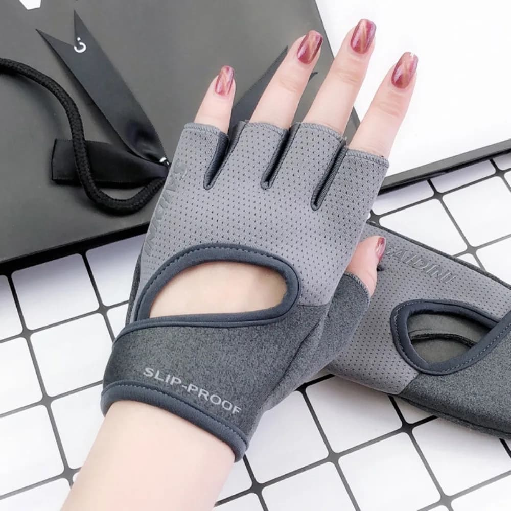 1 pair Fingerless Fitness Sport Gloves High Elasticity Breathable Dumbbells Breathable Gloves Protective Anti-Skid