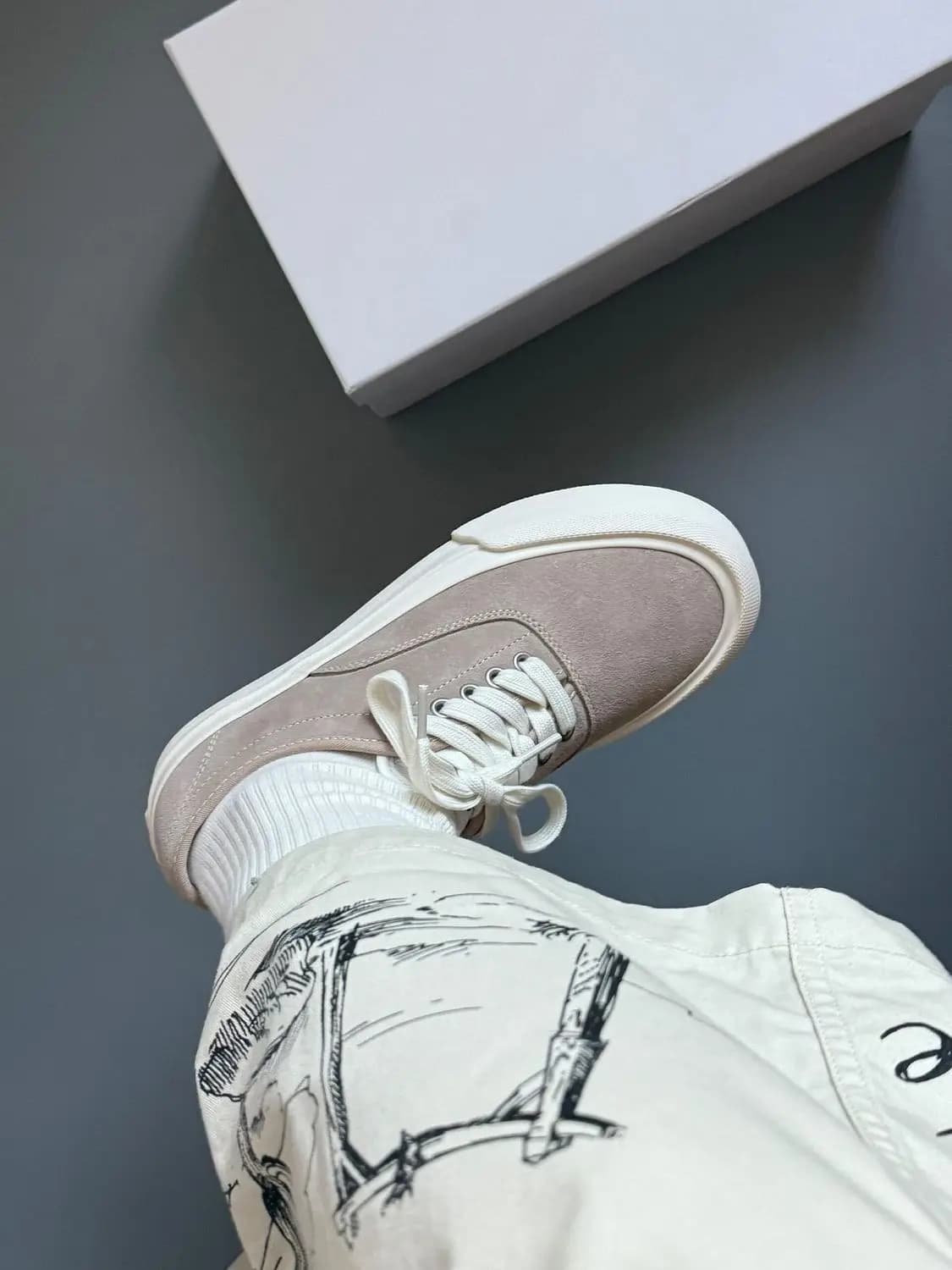 Trendy Low-Top Lace-Up Men's Biscuit Shoes Thick Bottom Heightening Casual British Style Daily Commute Versatile Board Shoes