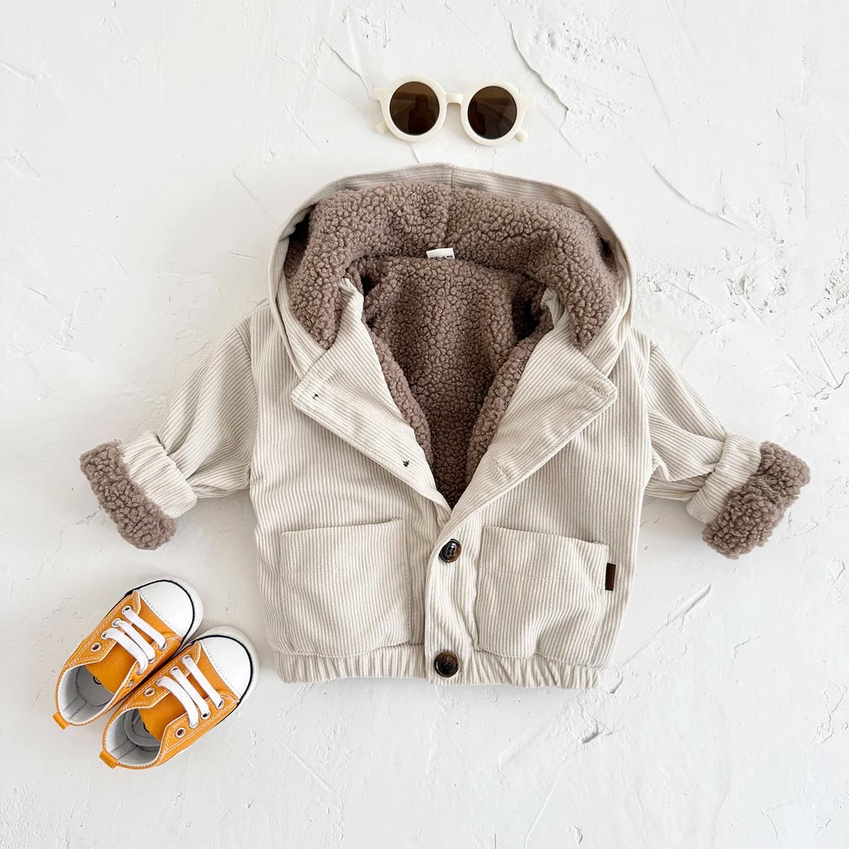 Ins Inverno Caldo Neonate Vestiti Giacca da esterno Felpa con cappuccio in pile spesso Neonato Ragazzi Vestiti per bambini Frutta Ricamo Neonato Top