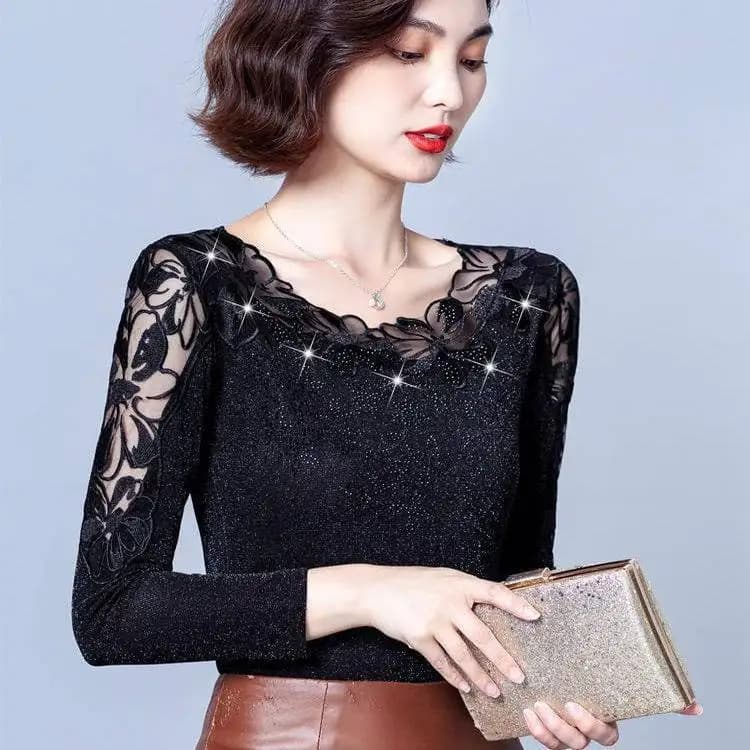 Lace Long Sleeve Low Neck Hollow out Base Shirt Women's T-Shirt Mom's Style Polyester V-Neck Underwear Top Fashionable Casual...