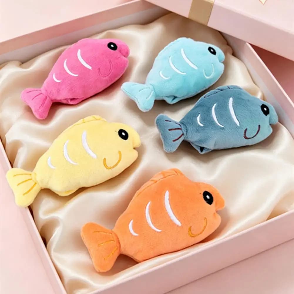 Soft Fabric Cat Toy Plush Fish Cat Toy with Catnip Soft Crinkle Chew Toy for Indoor Cats Stuffed Hunting Teething Kitten