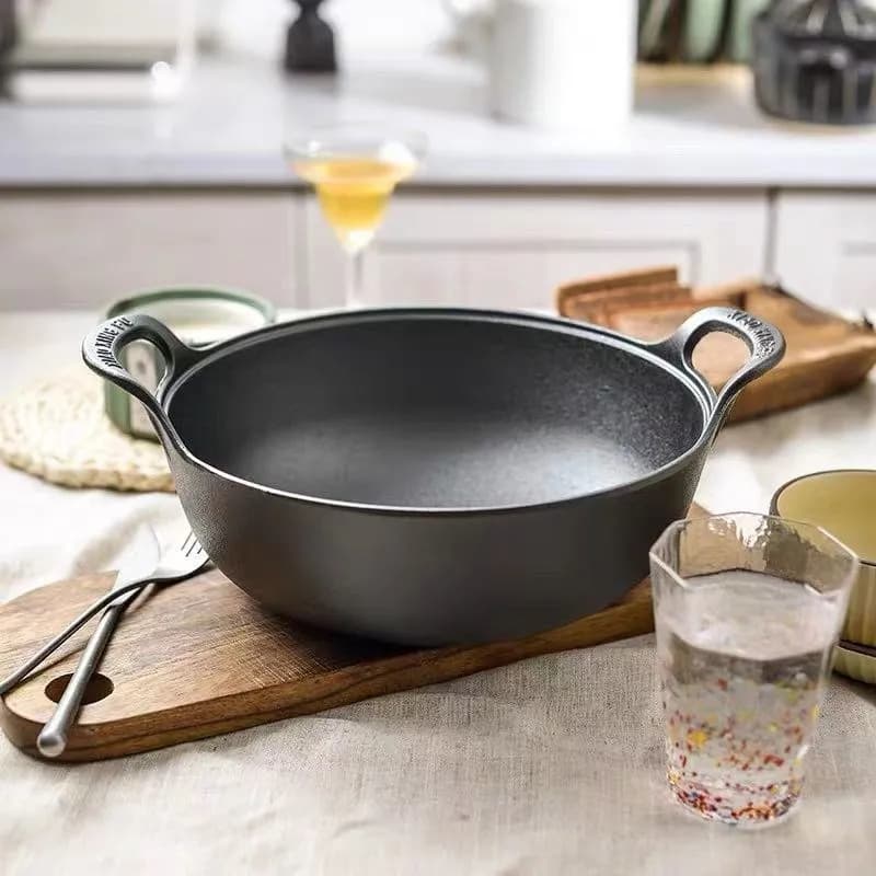 Wok in 20 cm Cast Iron, Wok Robusta pan with Ring Handle, Kitchen Tools for Grilling and Frying