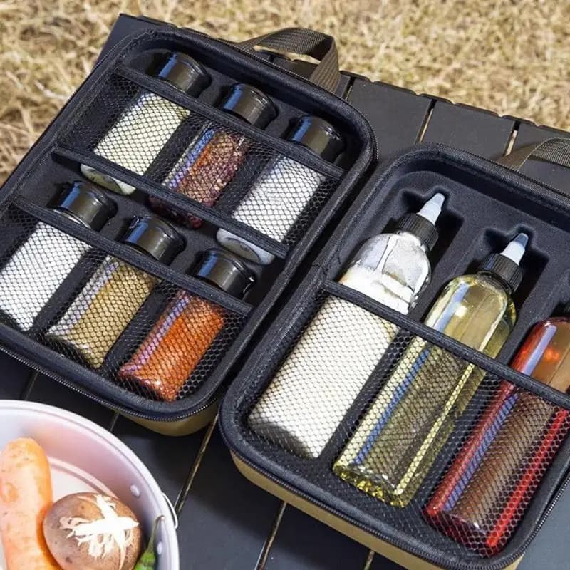 Camping Seasoning Bottle Set for Outdoor Cooking with EVA Carrying Case, Interior Mesh Retainers, Powder Bottle and Squeeze 87HA