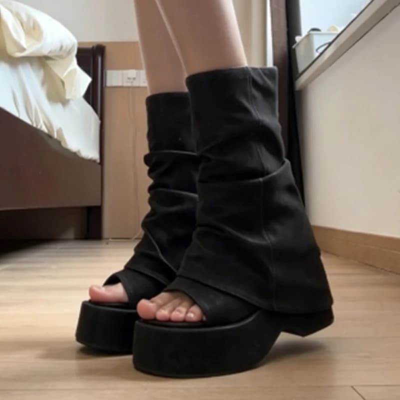 Sandali con plateau da donna, stivali alla moda, scarpe in pelle con tacco alto, estive 2026, scarpe sportive Goth, ciabatte comode con punta aperta per camminare