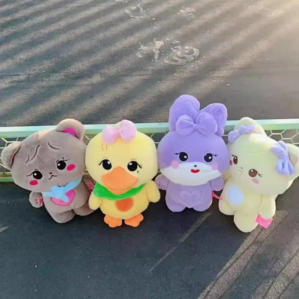 Nuovi Peluche Rosa Ufficiali del Tour Mondiale BORN PINK, Giocattoli Kawaii di Jennie, Lisa, Rosé, Jisoo, Animali di Peluche di Alta Qualità