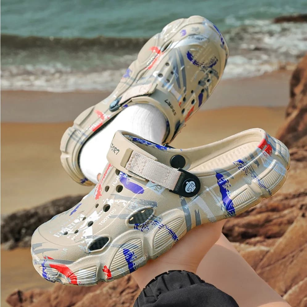 Summer Men Slippers Non Slip EVA Flip Flops Lightweight Home Sandals Soft High Quality Slides Fashion Outdoor Beach Bathroom