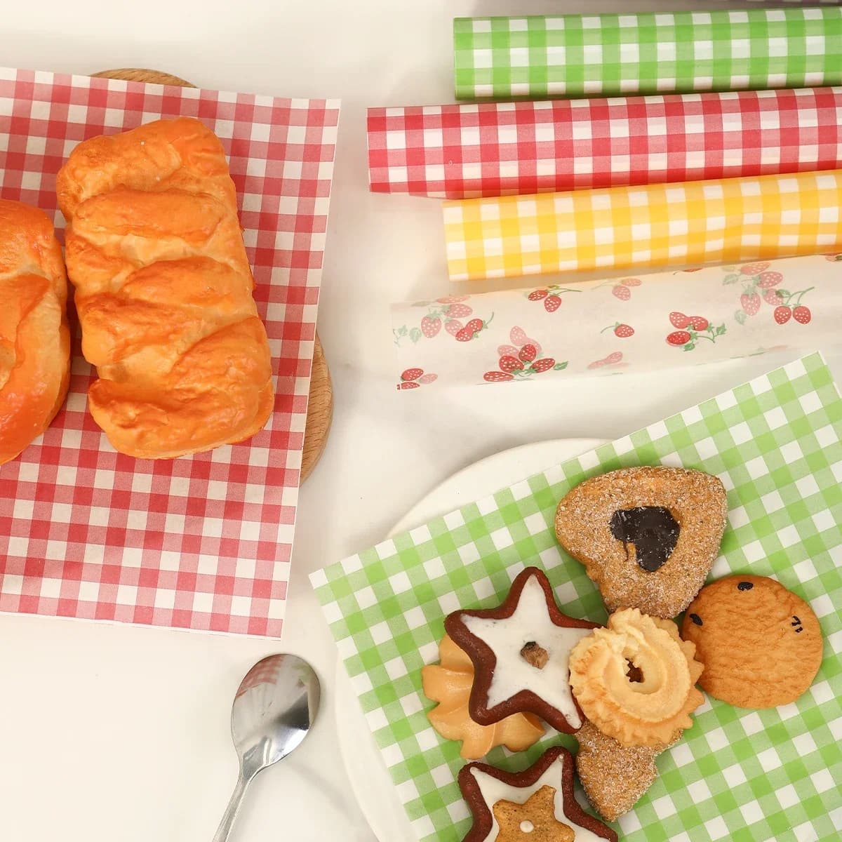 50 pezzi di carta da regalo resistente all'olio per panini, hamburger, patatine fritte, carta cerata per uso alimentare, utensili da forno, gadget da cucina per regali per feste