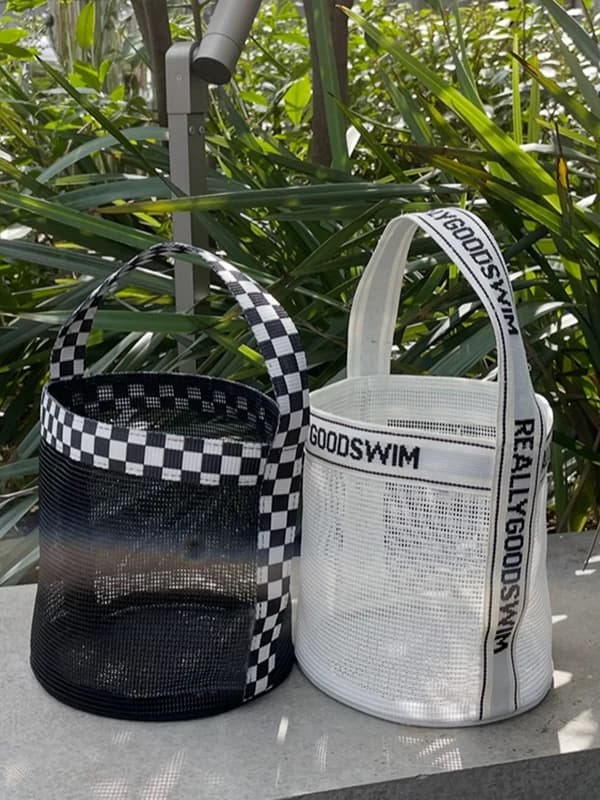 Borsa da Nuoto Portatile a Forma di Secchio con Rete di Drenaggio per Asciugamani da Spiaggia, Accessori da Viaggio e Bagno, Contenitore per Appassionati di Sport e Fitness