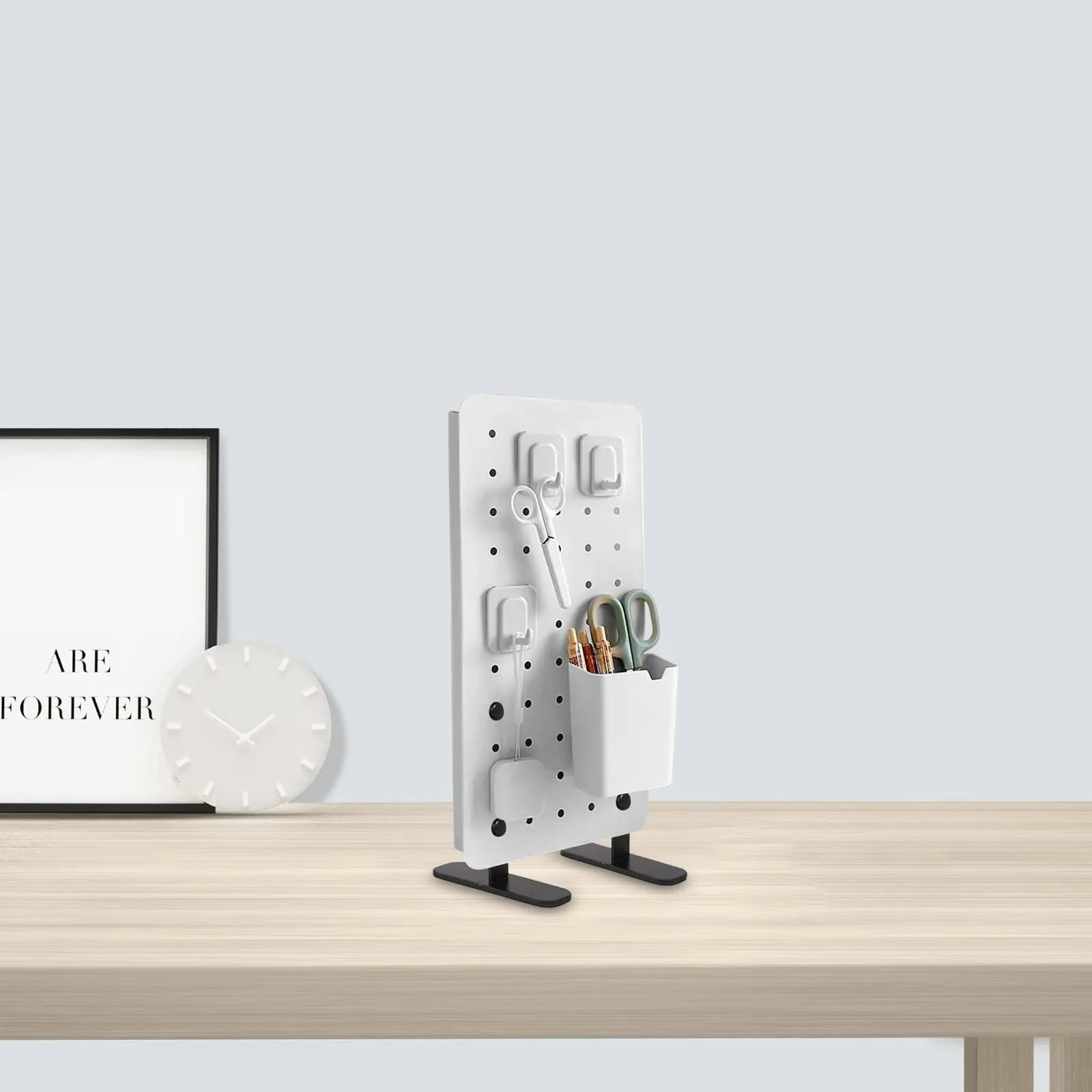 2 Pezzi Supporto da Scrivania per Pegboard in Acciaio al Carbonio, Organizzatore da Parete Salvaspazio per Ufficio, Accessori da Scrivania Combinabili, Pannello Divisorio per Gaming