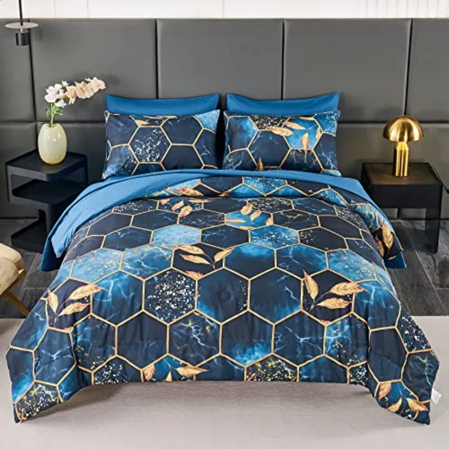 Set di Biancheria da Letto Queen Size in 7 Pezzi con Stampa Effetto Marmo Dorato e Lenzuola Coordinate