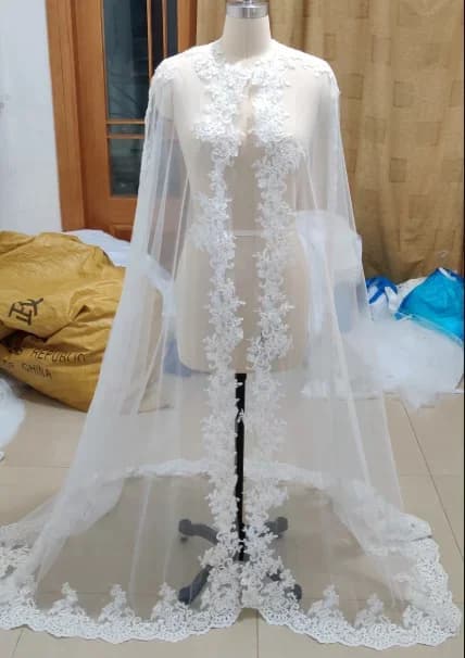 Mantello da sposa lungo Velo di pizzo Bianco / avorio Avvolge Appliques Giacca da sposa in pizzo Mantello da sposa Mantello nero capelet accessorio da sposa
